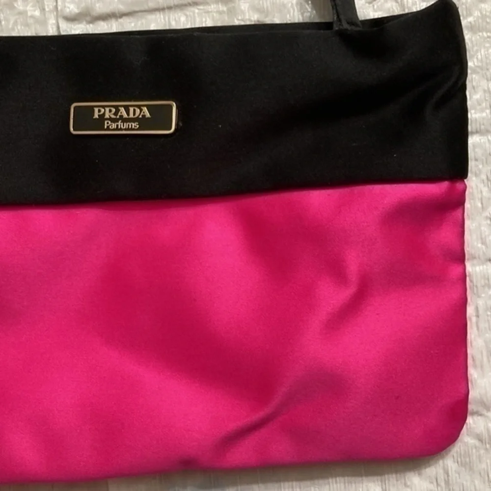 Prada perfums pink black makeup cosmetic bag